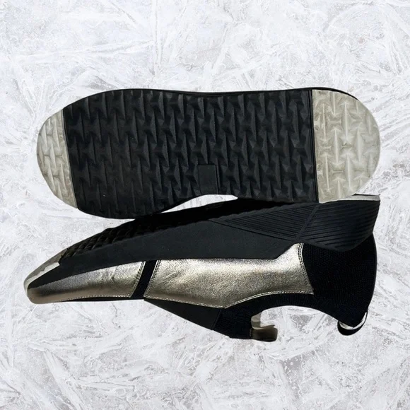 Vaneli Sport Black & Silver Slip on Shoes 10 N excellent condition - Picture 4 of 7